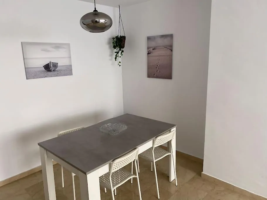 Excellent Choice, Beach, Pool, 150 Qm, Air-Conditioning, 1-8 Guests, Families Fuengirola Apartment
